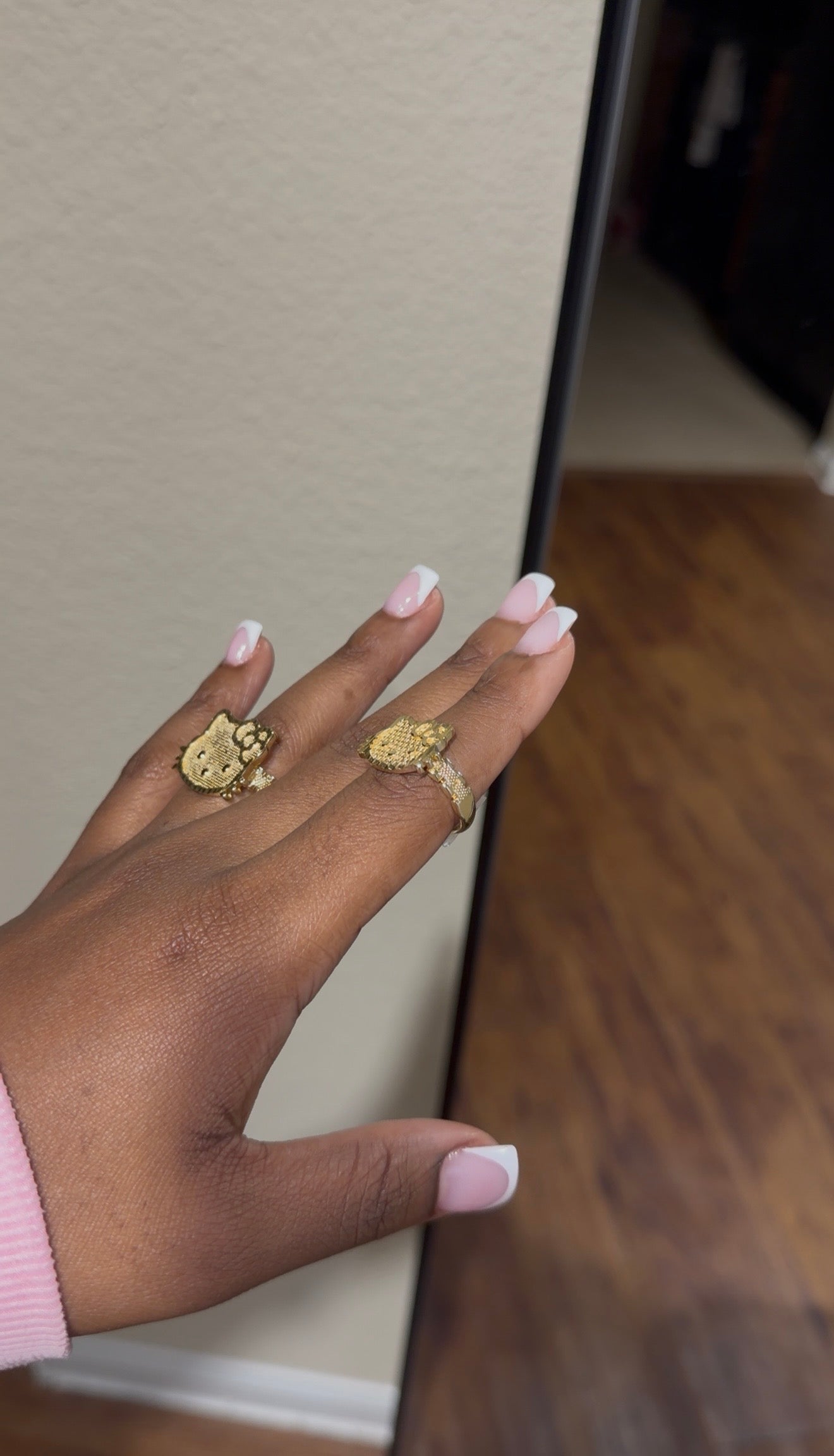 small hk face ring