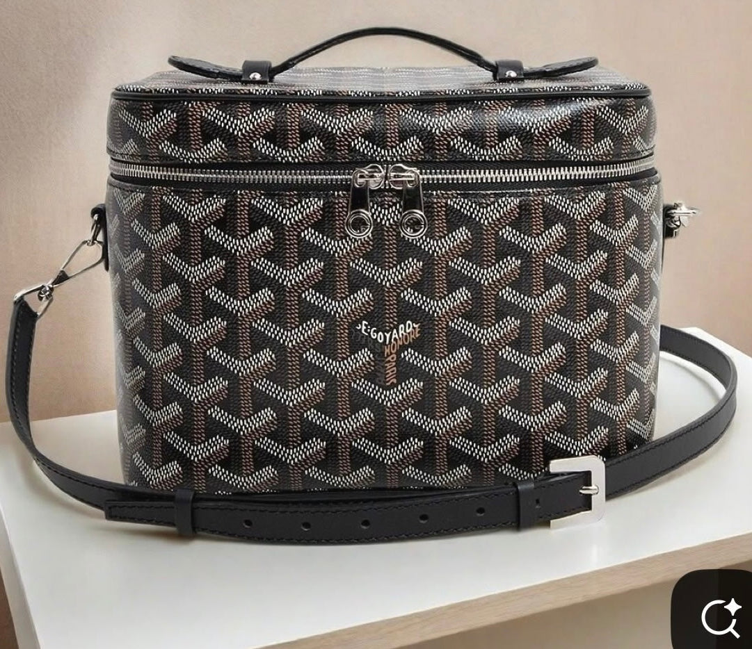 G vanity handbag