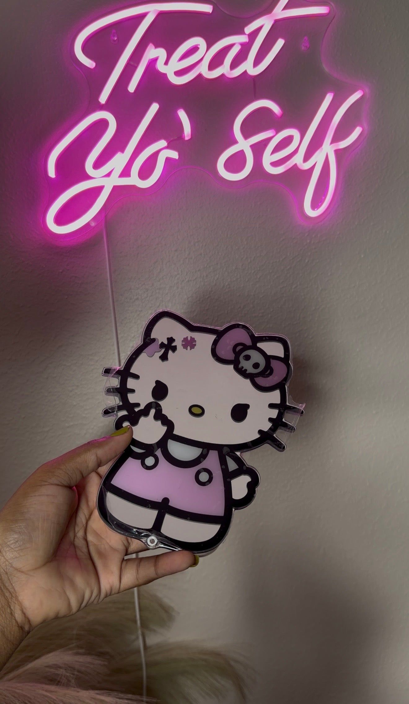 ktty mirror phone case