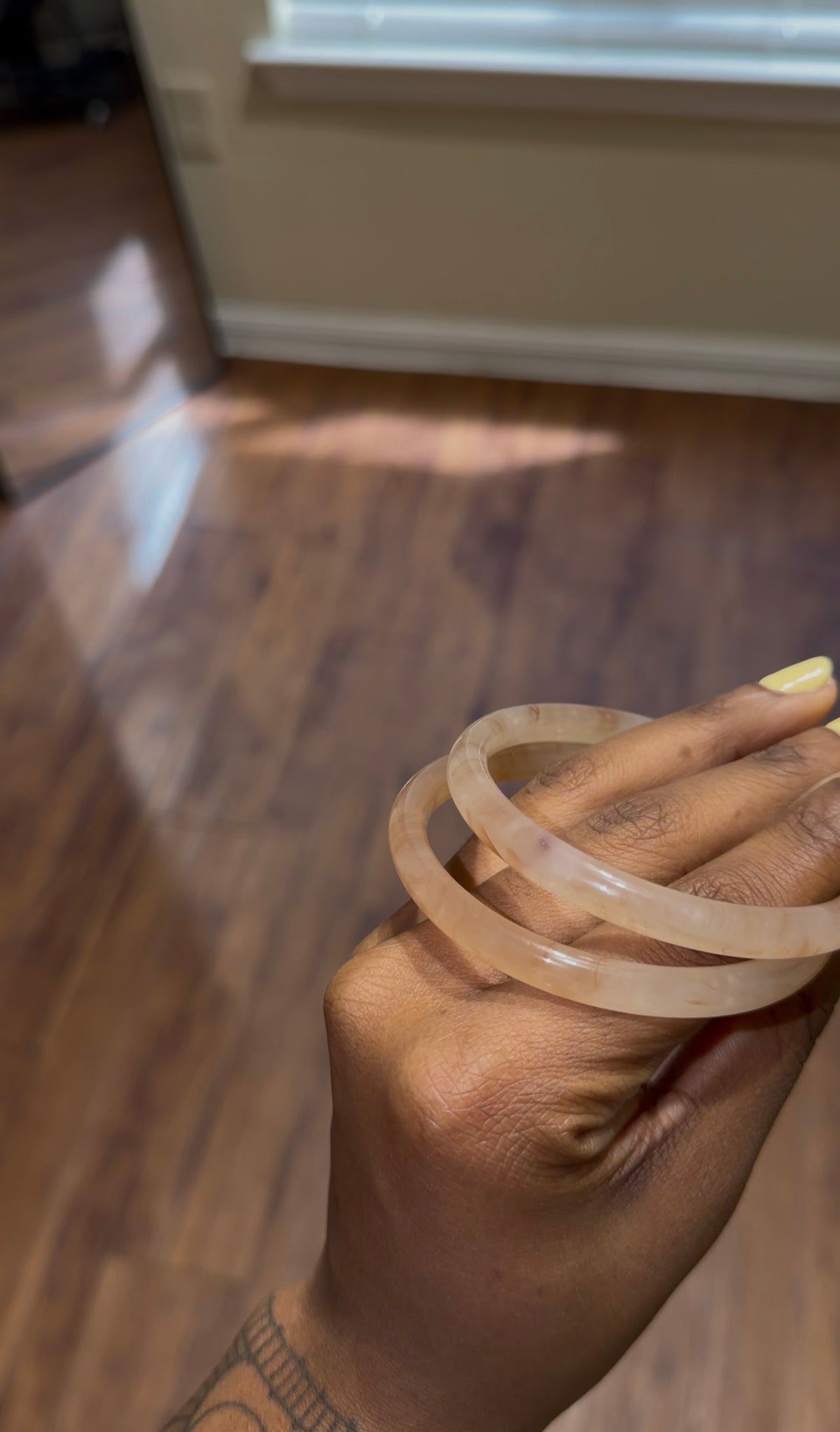 butter pecan jade bangle