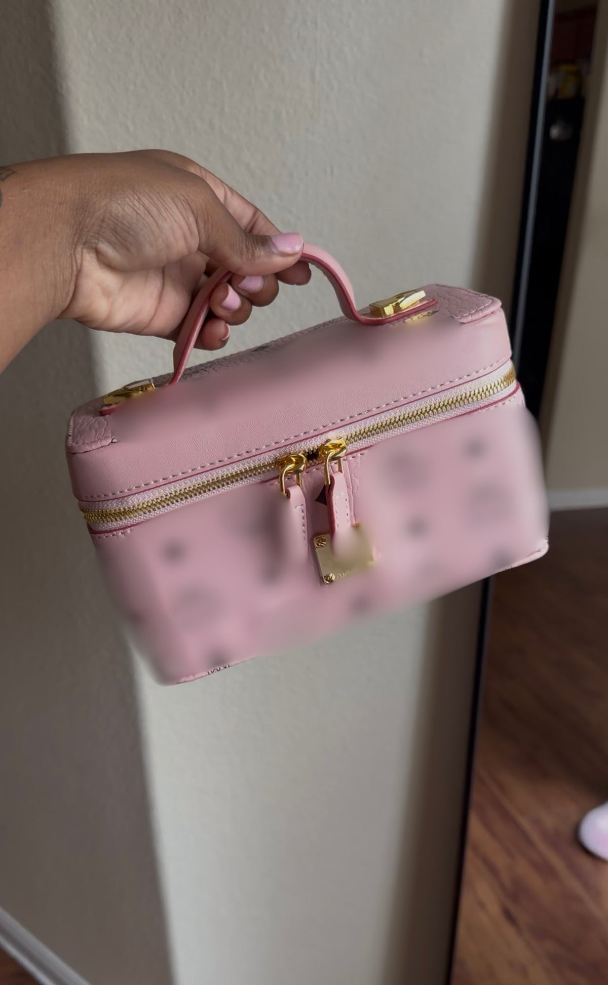 M vanity handbag