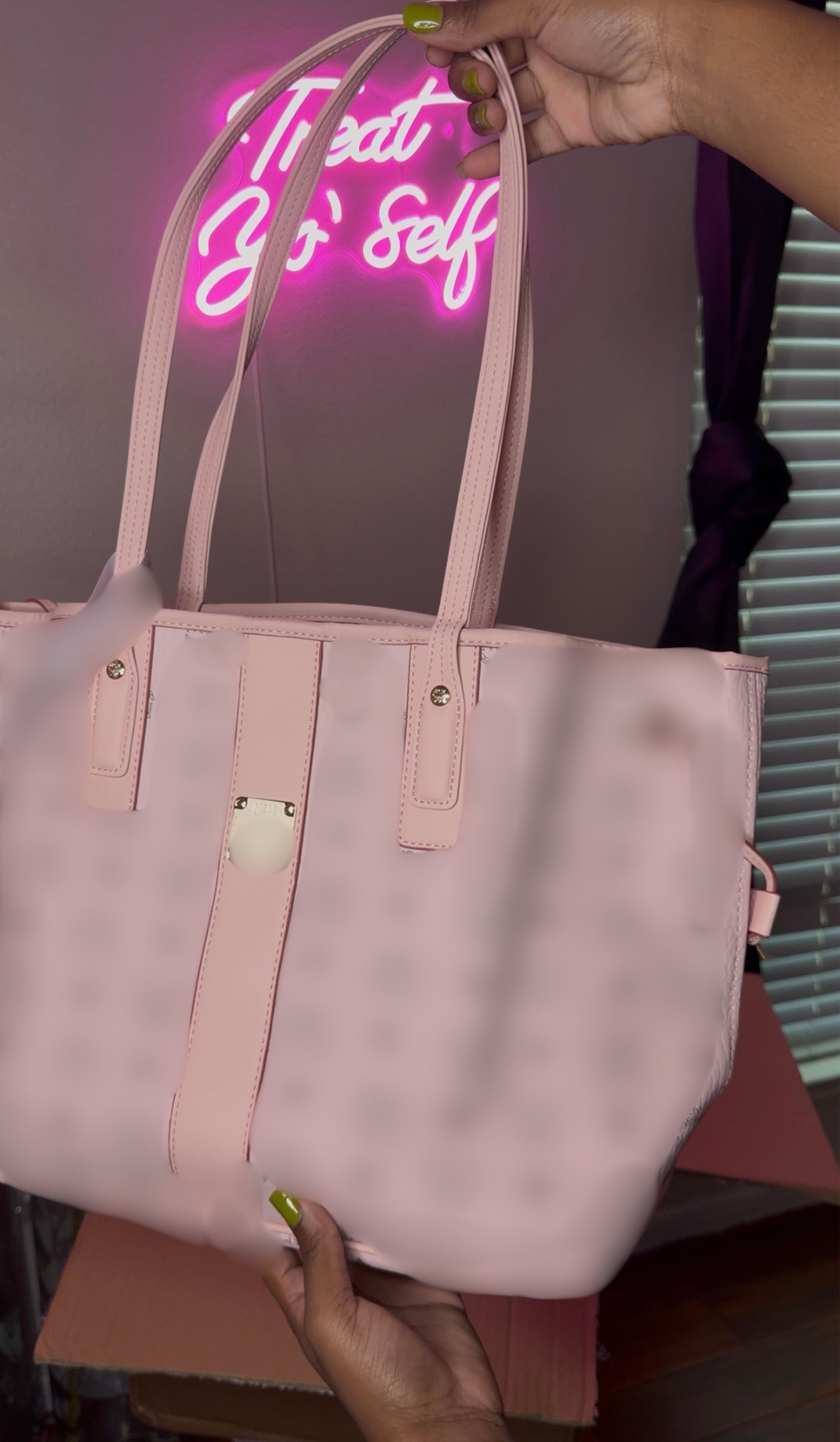 large M tote bag